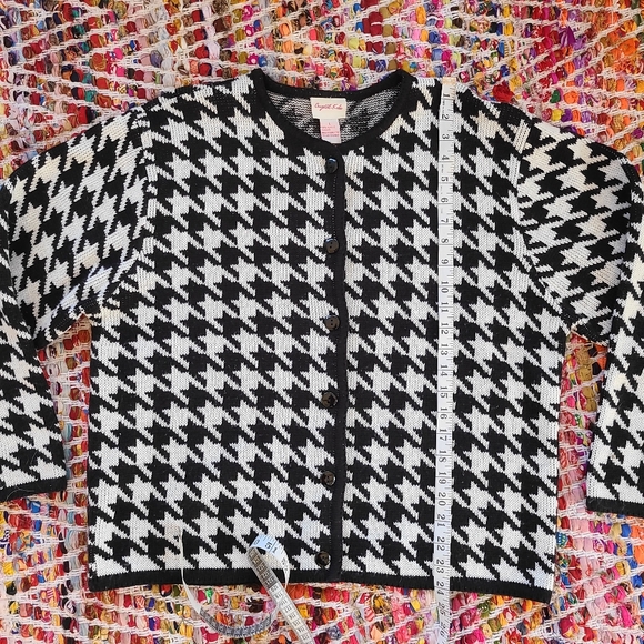 Vintage Crystal Kobe Houndstooth Cardigan - Picture 9 of 9